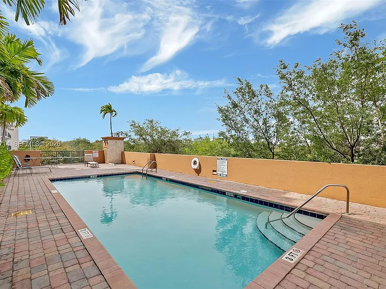 1690 SW 27th Ave #805 — Photo 35