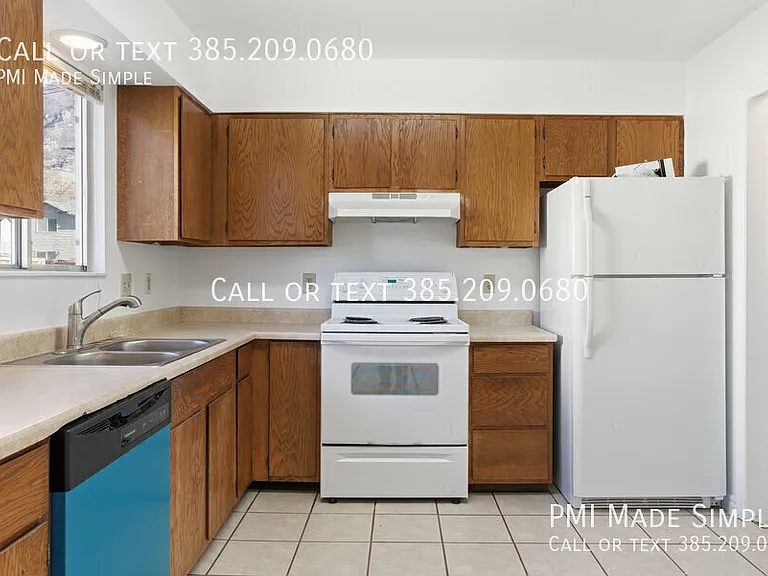 755 E 950 S — Photo 11