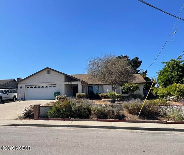 1st image of 302 Patterson Rd