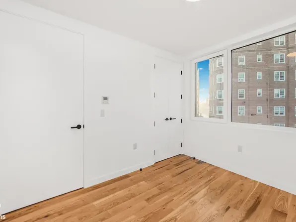 205 Cabrini Boulevard image 9 of 18