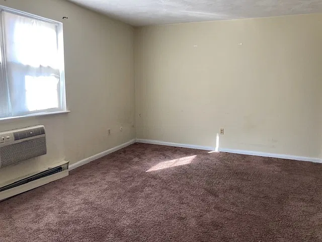 2 bed, 1000 sqft, $1,725 — Photo 3