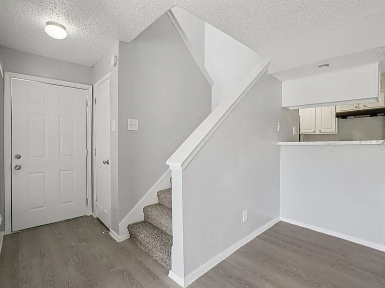 Don't Miss Out Biltmore Homes Leasing Fast — Photo 98