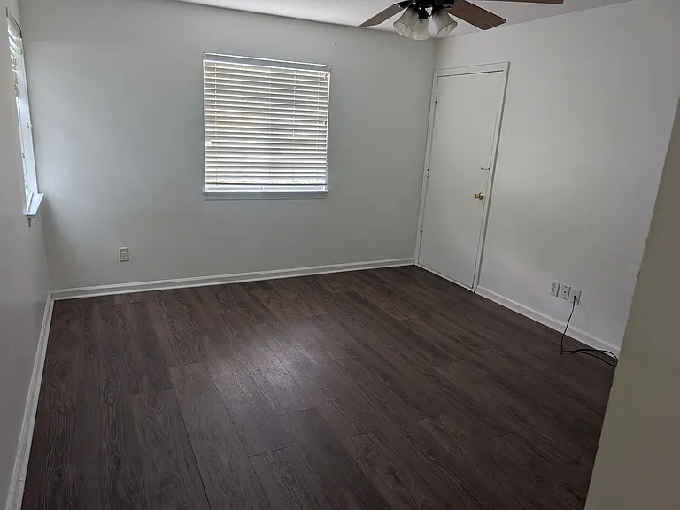 4304 Wisteria Landing Cir — Photo 6