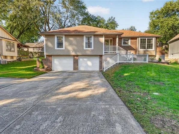4908 S Casey Ct, Independence, MO 64055