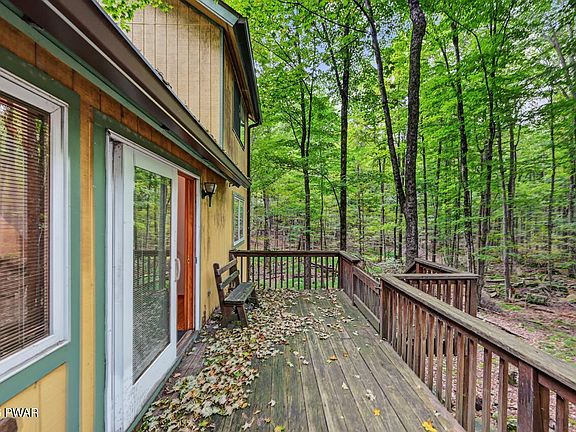 3rd image of 367 Chestnuthill Dr