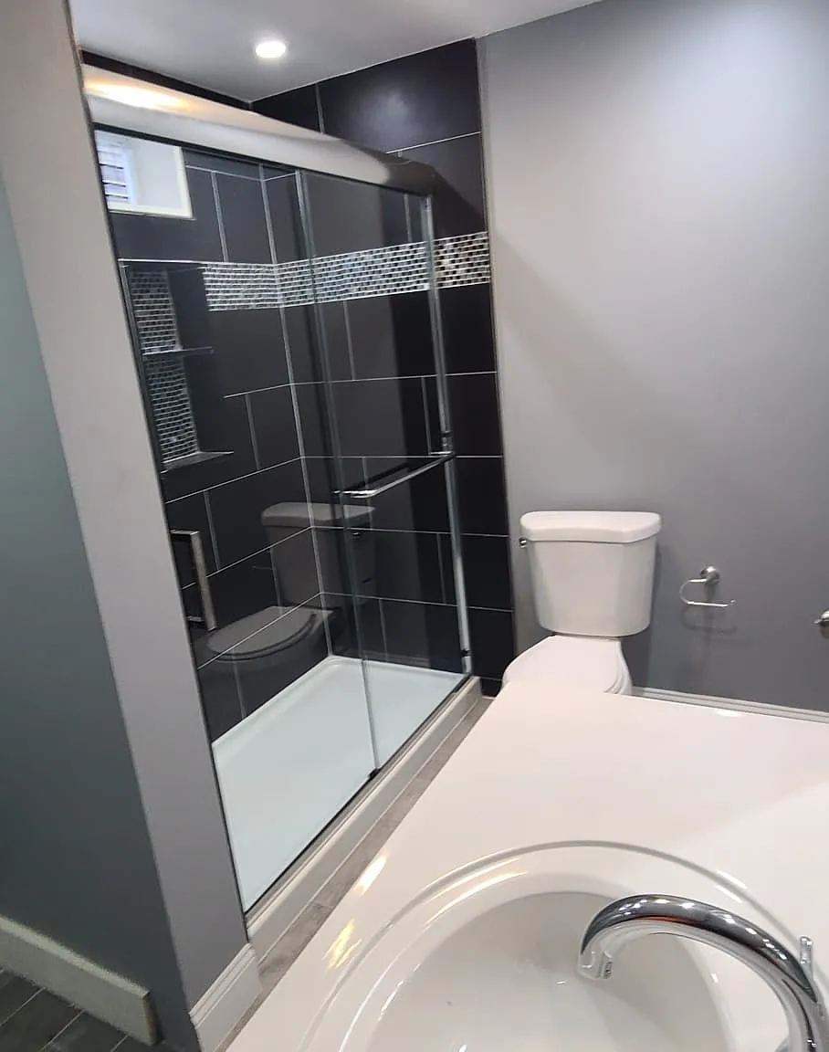 3 bed, 1300 sqft, $1,600 — Photo 2