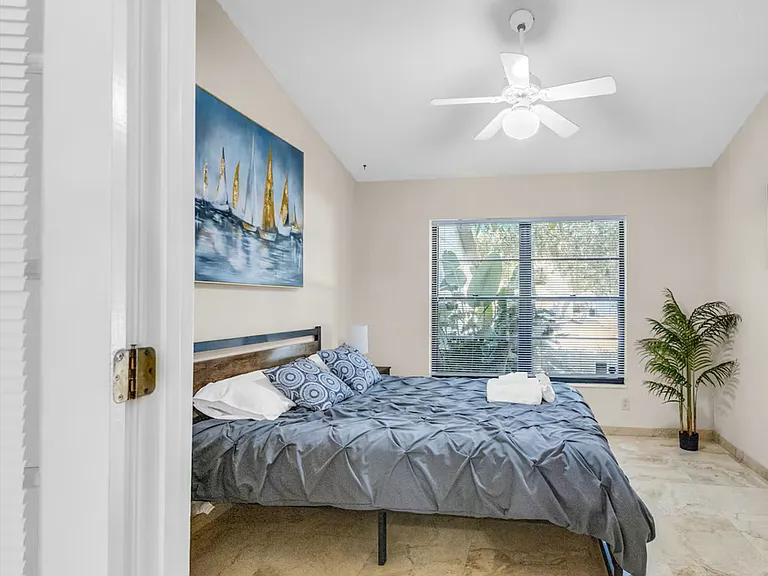 5462 Colonial Oaks Blvd — Photo 38