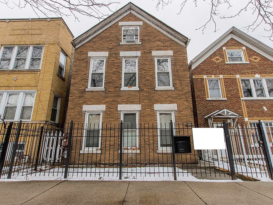 1st image of 2851 S Christiana Ave