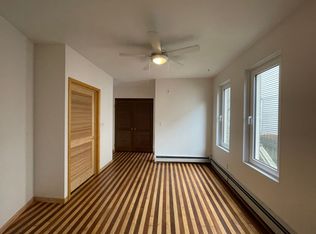 1308 N Astor St #7975D9220, Milwaukee, WI 53202