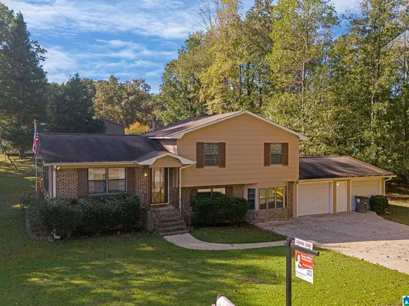 231 Lowery Dr, Bessemer, AL 35023