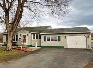 4 Theresa Ct, Utica, NY 13502