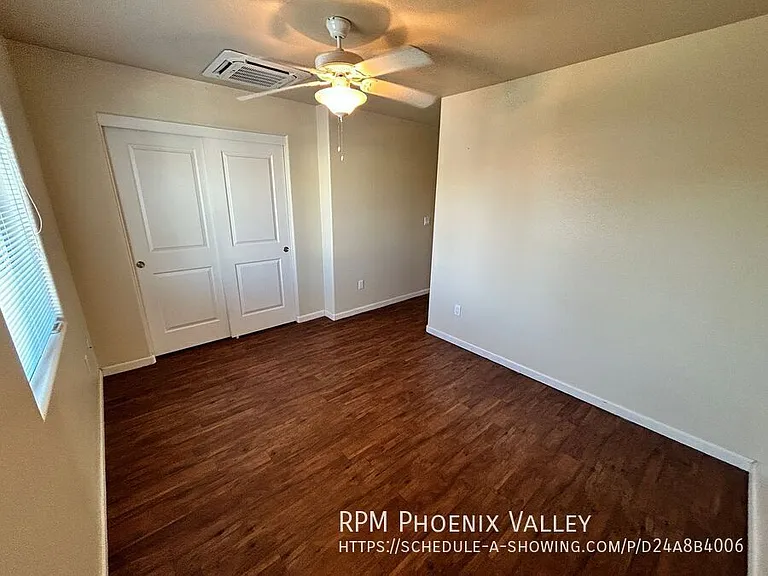 Bell Villas Apartments — Photo 55