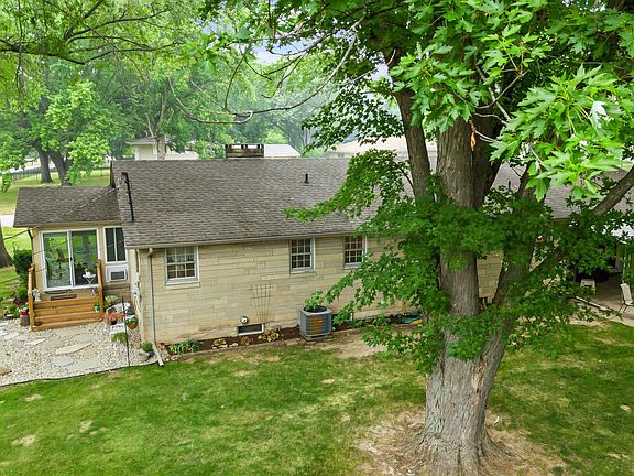 5th image of 1216 Meadowbrook Dr
