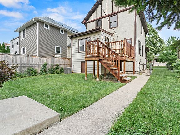2nd image of 719 S Lyman Ave