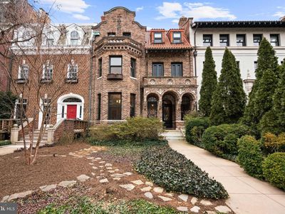 2214 Wyoming Ave NW, Washington, DC, 20008
