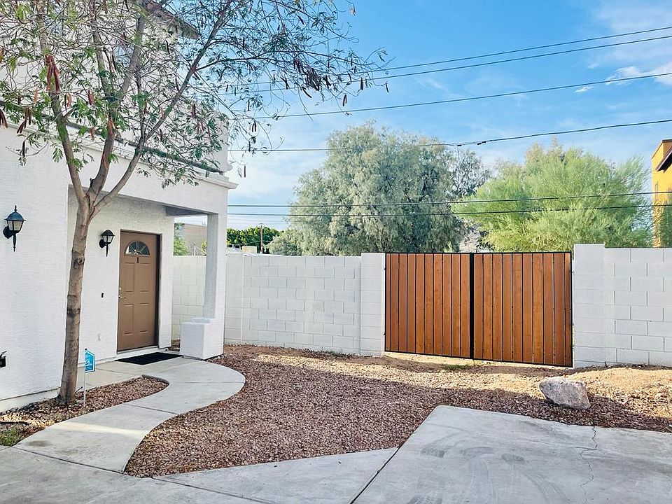 RV gate