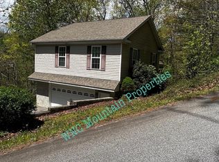 111 Leisa Carol Way, Mills River, NC 28759