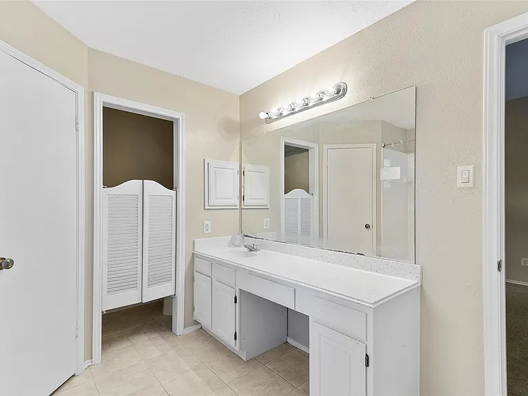18067 Garden Manor Dr — Photo 12