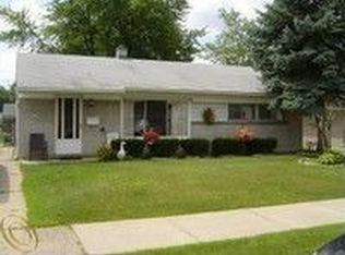 926 E Kalama Ave, Madison Heights, MI 48071