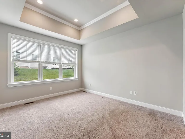 38 Lacey Ln — Photo 19