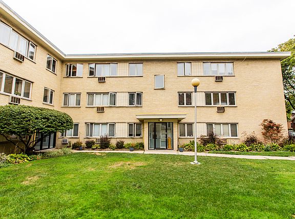 2nd image of 6316 N Paulina St APT 3C