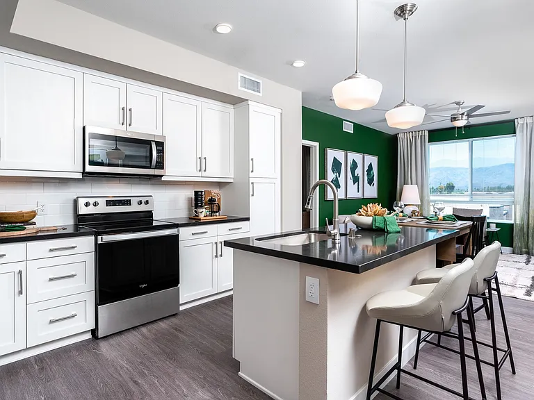 Everleigh Palm Desert 55+ Active Adult Apartment Homes — Photo 14