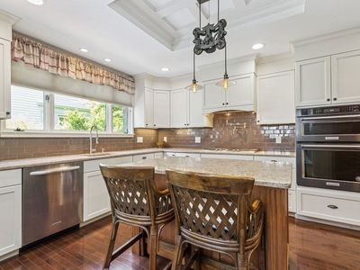 70 Hawthorn St, New Bedford, MA, 02740