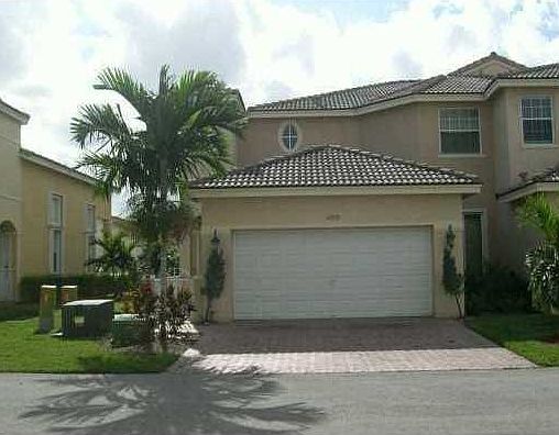 1st image of 11320 NW 54th Ter