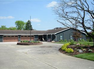 1580 S Maple Ave, Fairborn, OH 45324