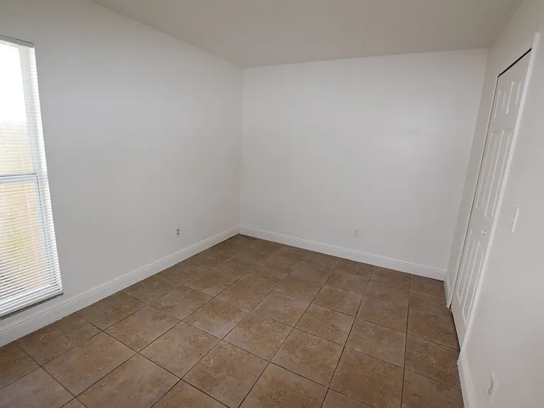 3264 Split Willow Dr — Photo 11