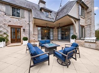 225 Dovecrest Dr, Atlanta, GA 30305