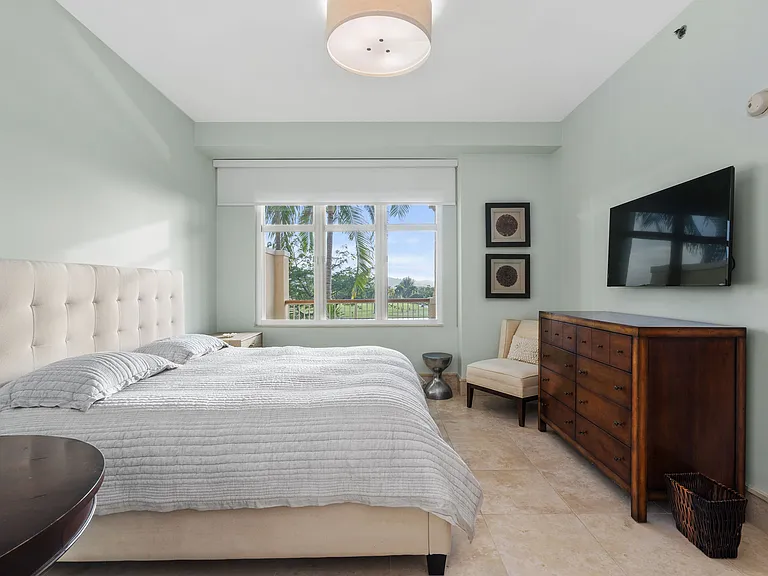 500 Plantation Dr #1-205 — Photo 36