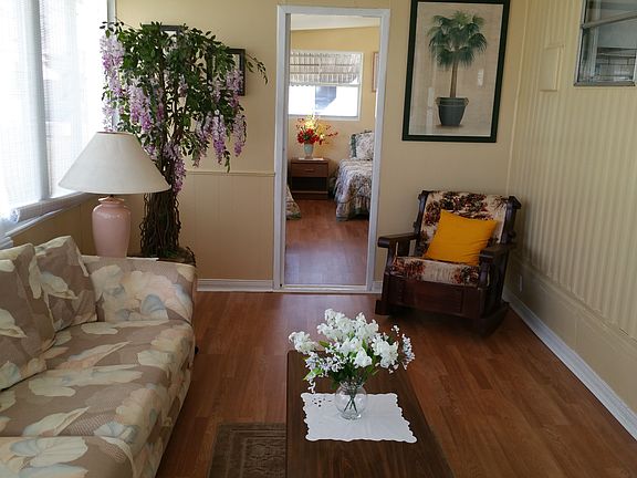 4th image of 30428 Pauline St