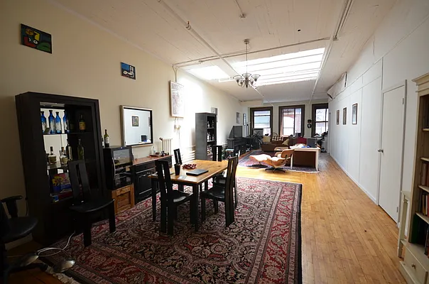 Rented by Swythe, Inc. | media 33