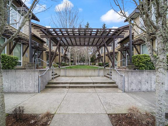 2nd image of 325 Tormey Ln NE #1B-1Ba-669Sqft