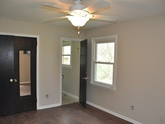 4th image of 210A Mitchell Ln