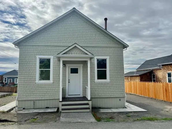 752 Vance Ave, Samoa, CA 95564