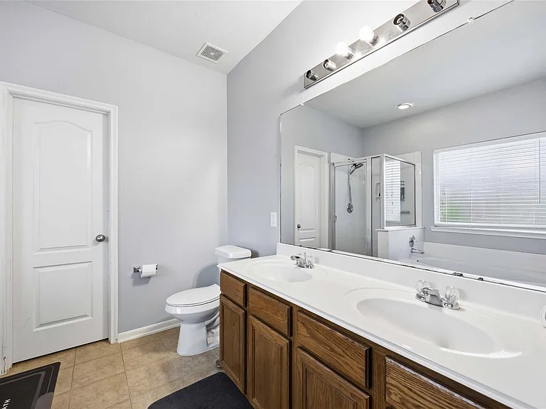 10634 Kentington Oak Dr — Photo 19