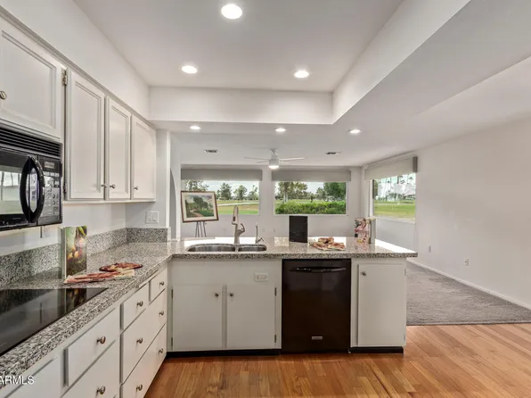18211 N CONESTOGA Drive, Sun City, AZ 85373