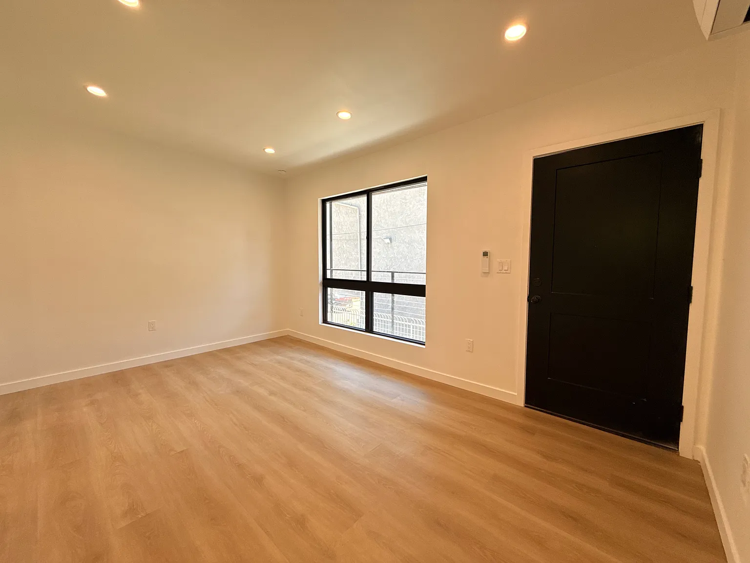 2 bed, $4,500 — Photo 3