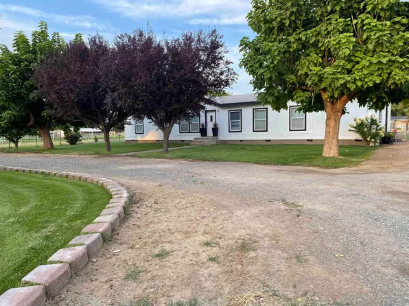 13003 N Austin Rd, Prosser, WA 99350