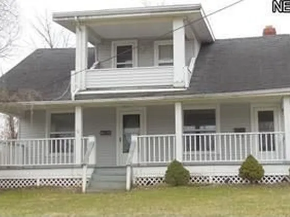 19137 Westwood Dr, Strongsville, OH 44136