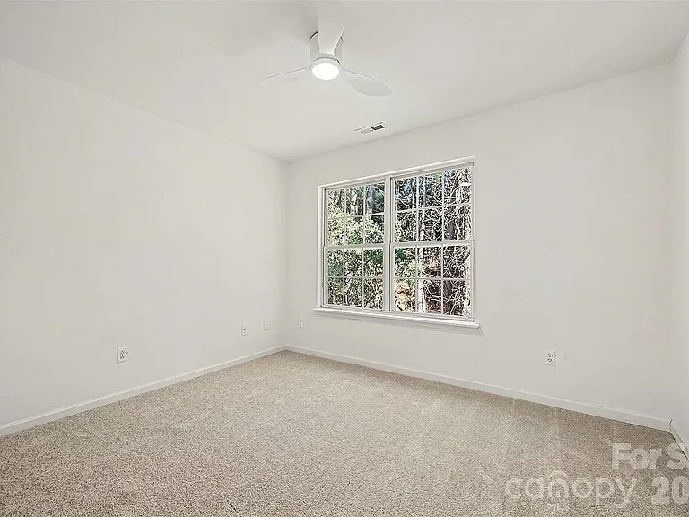 12010 Royal Castle Ct — Photo 12