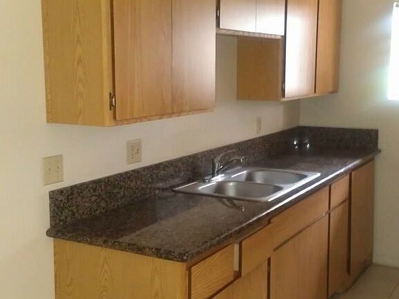 2nd image of 330 N Juniper St APT 06