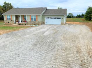 970 White Rd, Portland, TN 37148