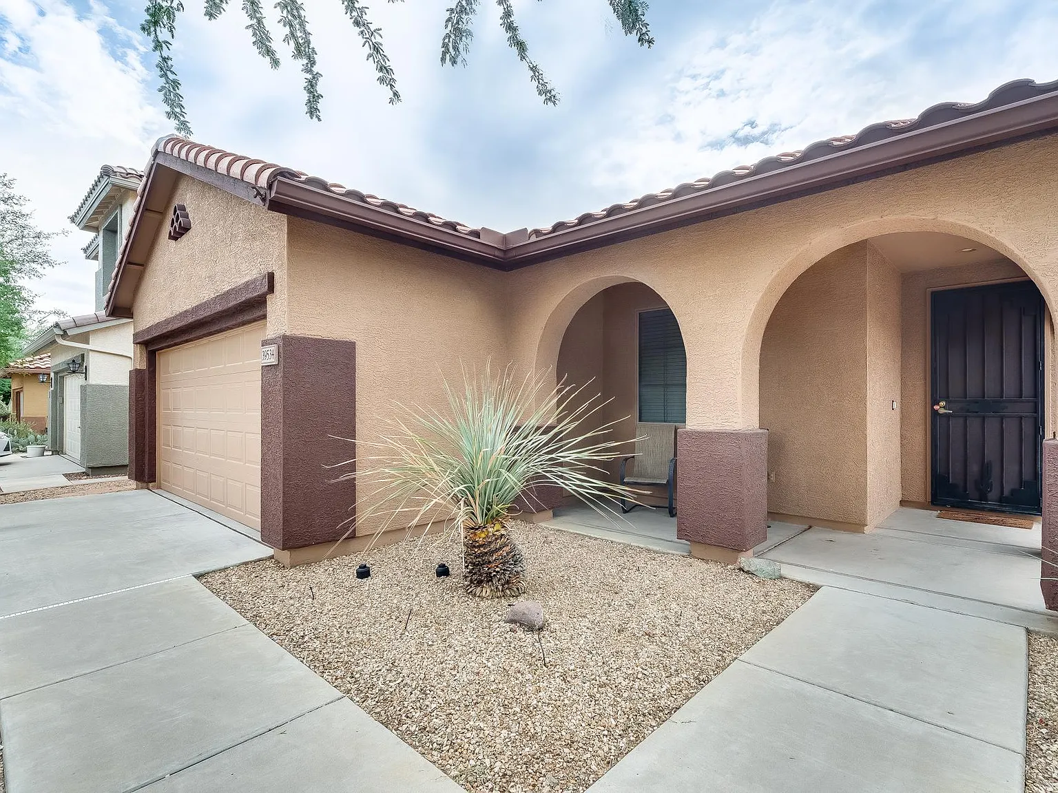 3 bed, 1432 sqft, $2,400 — Photo 4