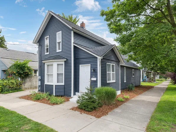 26 Dennis Ave SE, Grand Rapids, MI 49506