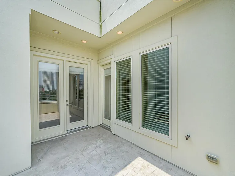 5425A Hidalgo St — Photo 43