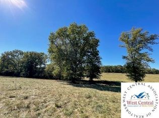 721 NE 901 County Rd, Calhoun, MO 65323