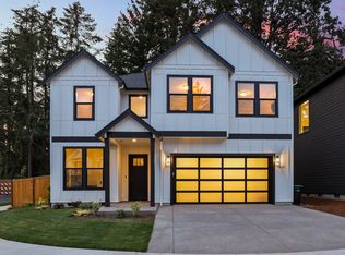 11447 SW Colmar Ln, Portland, OR 97225